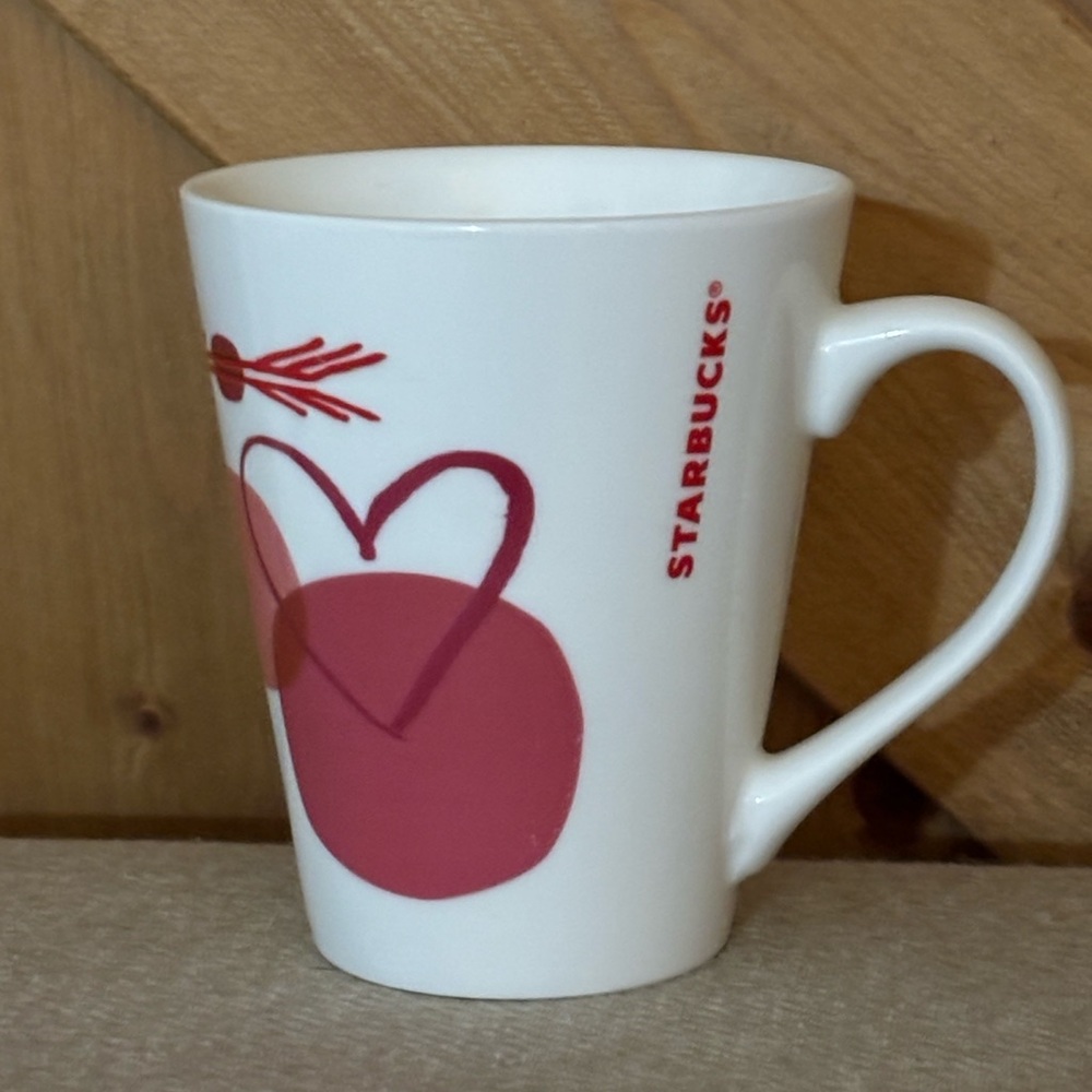 Retired Starbucks 2016 Valentine's Day Coffee Cup 12 oz